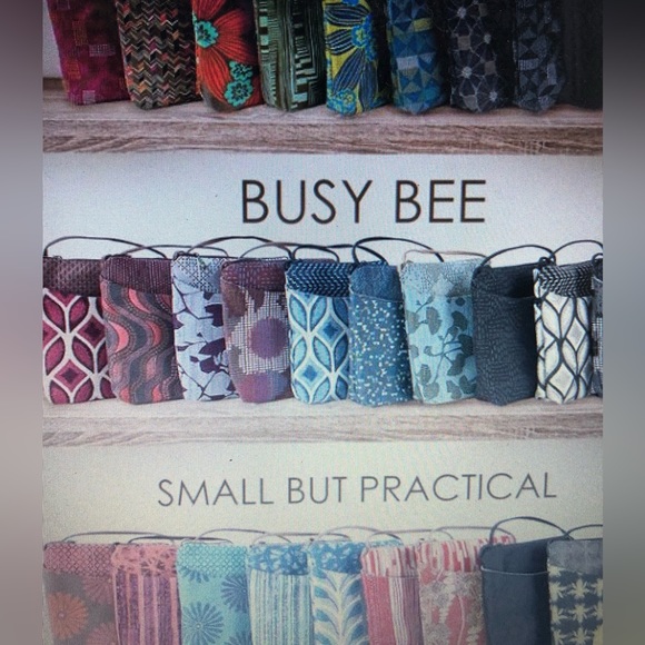 Maruca tm Small crossbody bag (cosmic cosmo red) - Picture 5 of 7